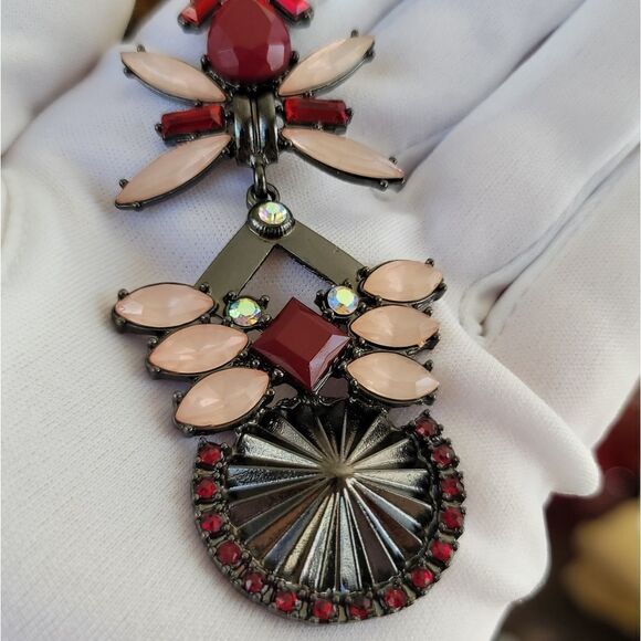 Necklace Gunmetal Tone Red Pink Geometric Necklace with Pendant #0087 - Picture 10 of 12